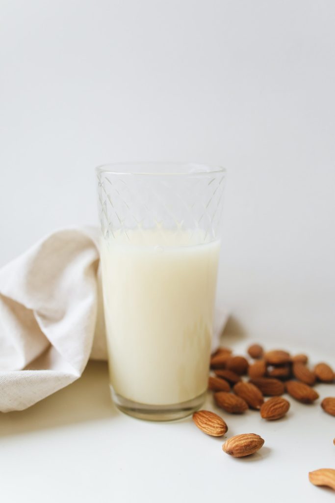 Nutriblog Qué es mejor consumir ¿bebidas vegetales o leche? Félix Ruiloba Dietistas y Nutricionistas en Cantabria